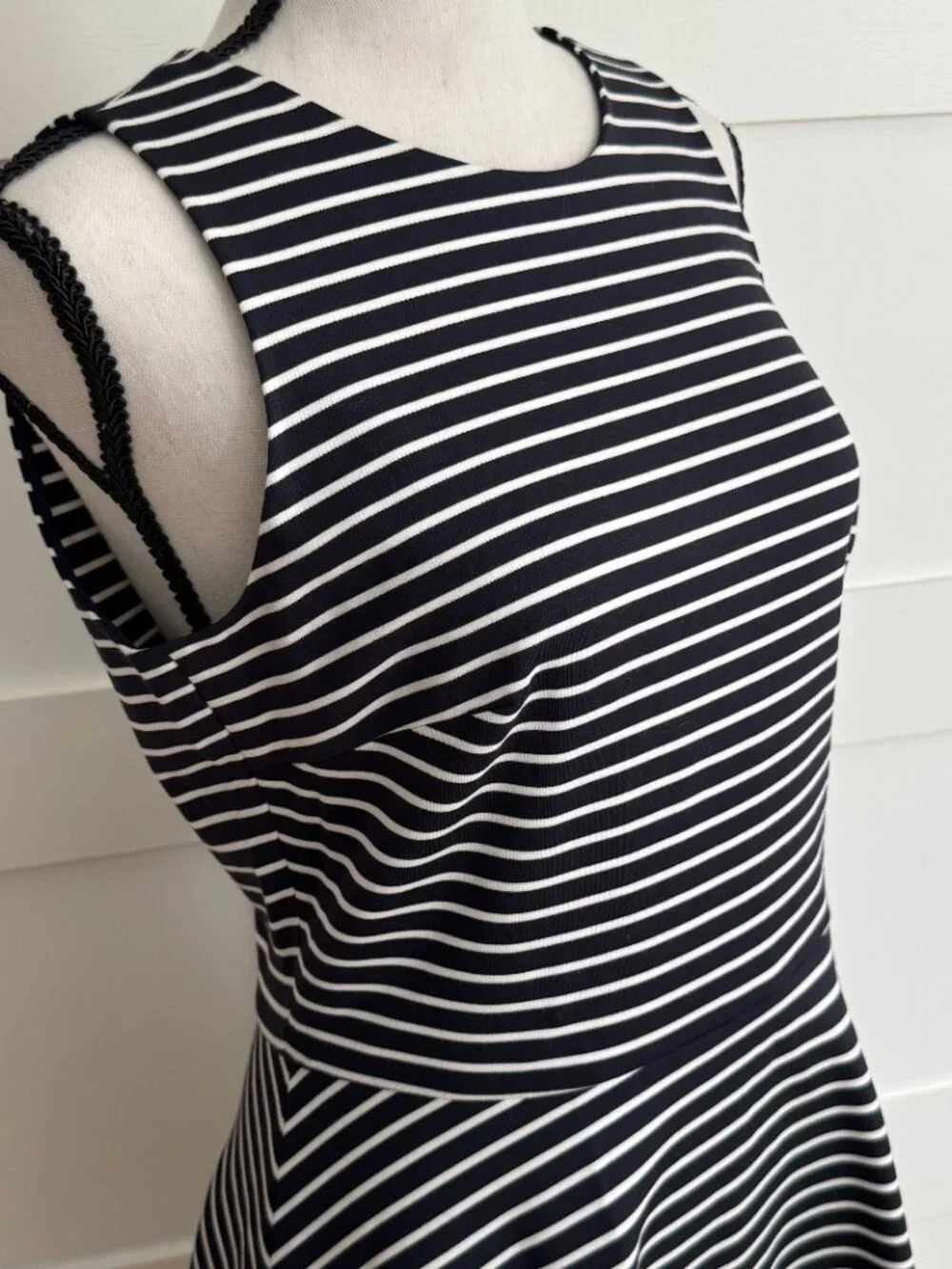 Kate Spade - striped ponte fit & flare dress - size 4 - Picture 4 of 7